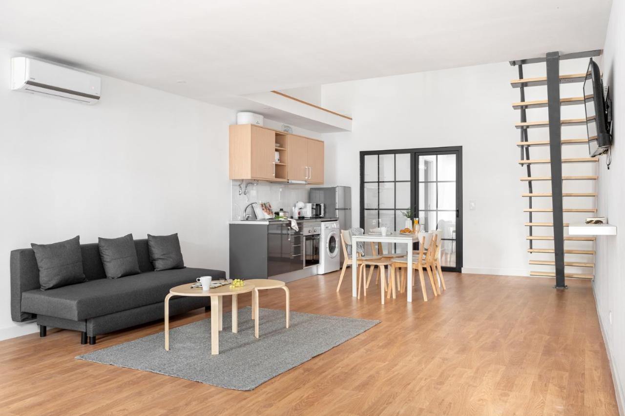 Altido Stylish 2-Level Flats Near Ajuda Palace Lisbon Bagian luar foto