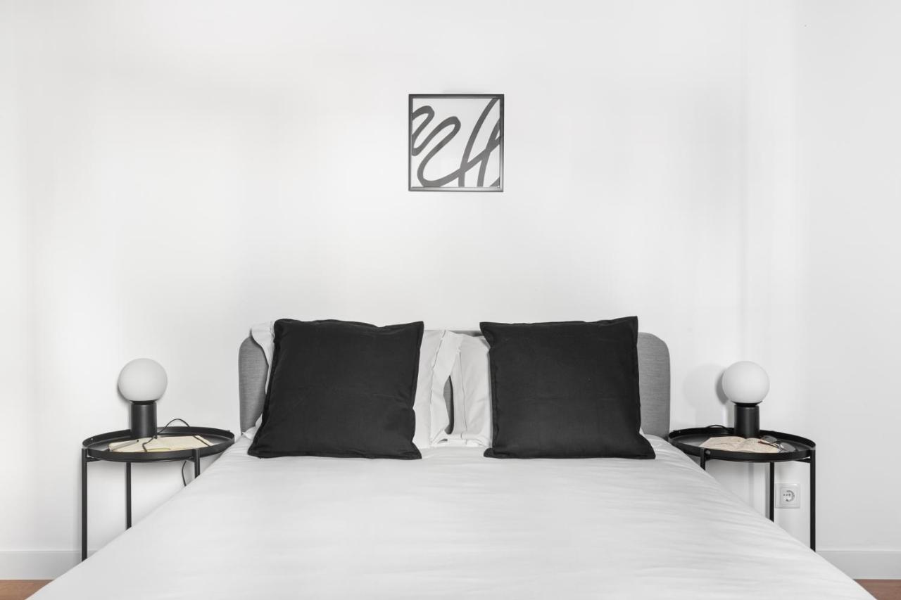 Altido Stylish 2-Level Flats Near Ajuda Palace Lisbon Bagian luar foto
