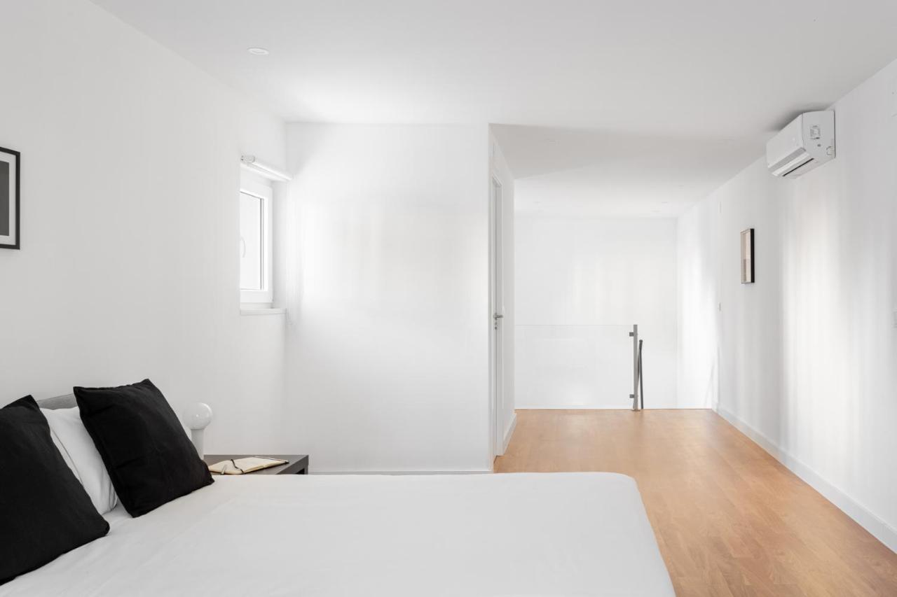 Altido Stylish 2-Level Flats Near Ajuda Palace Lisbon Bagian luar foto