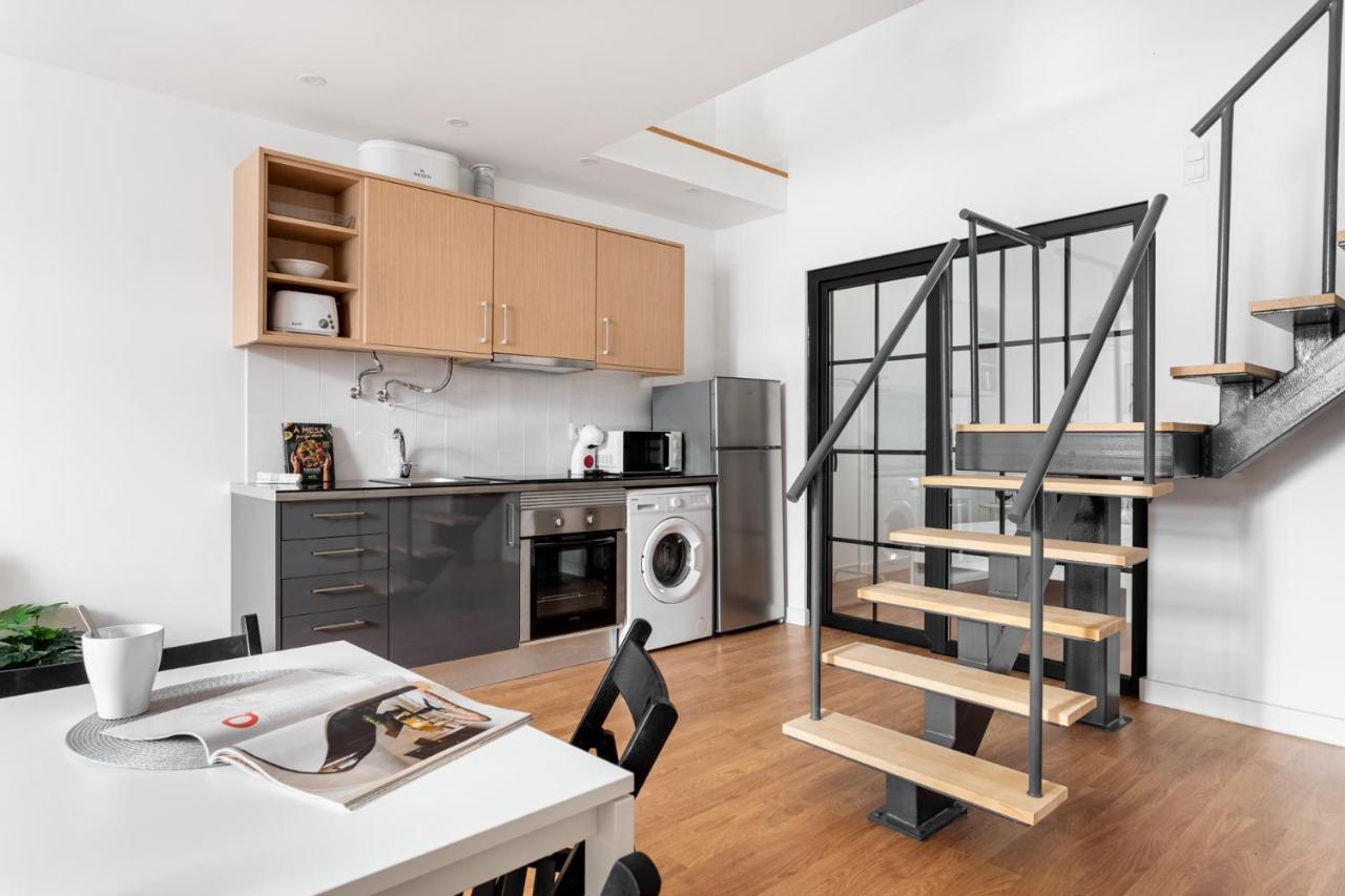 Altido Stylish 2-Level Flats Near Ajuda Palace Lisbon Bagian luar foto