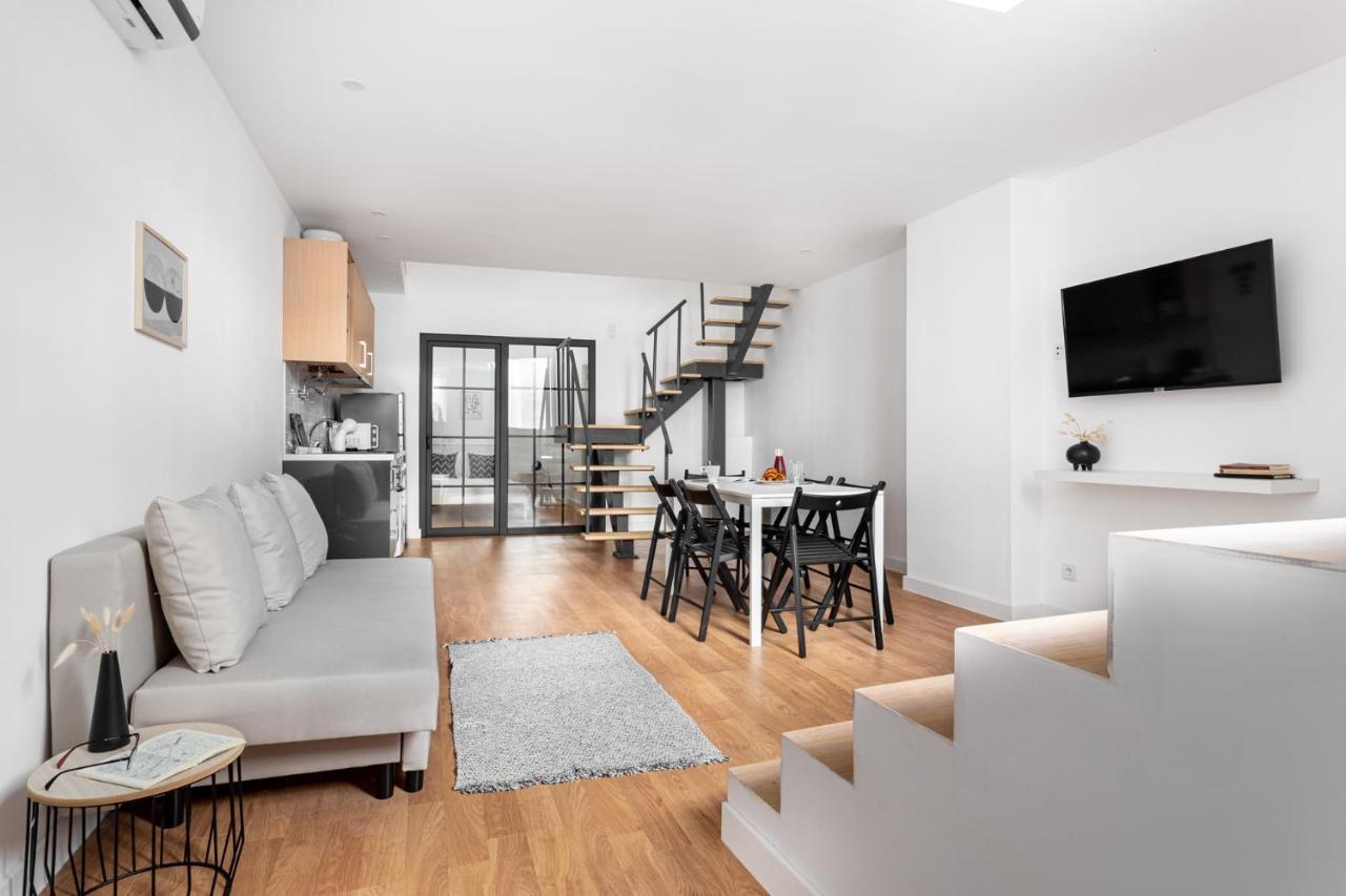 Altido Stylish 2-Level Flats Near Ajuda Palace Lisbon Bagian luar foto